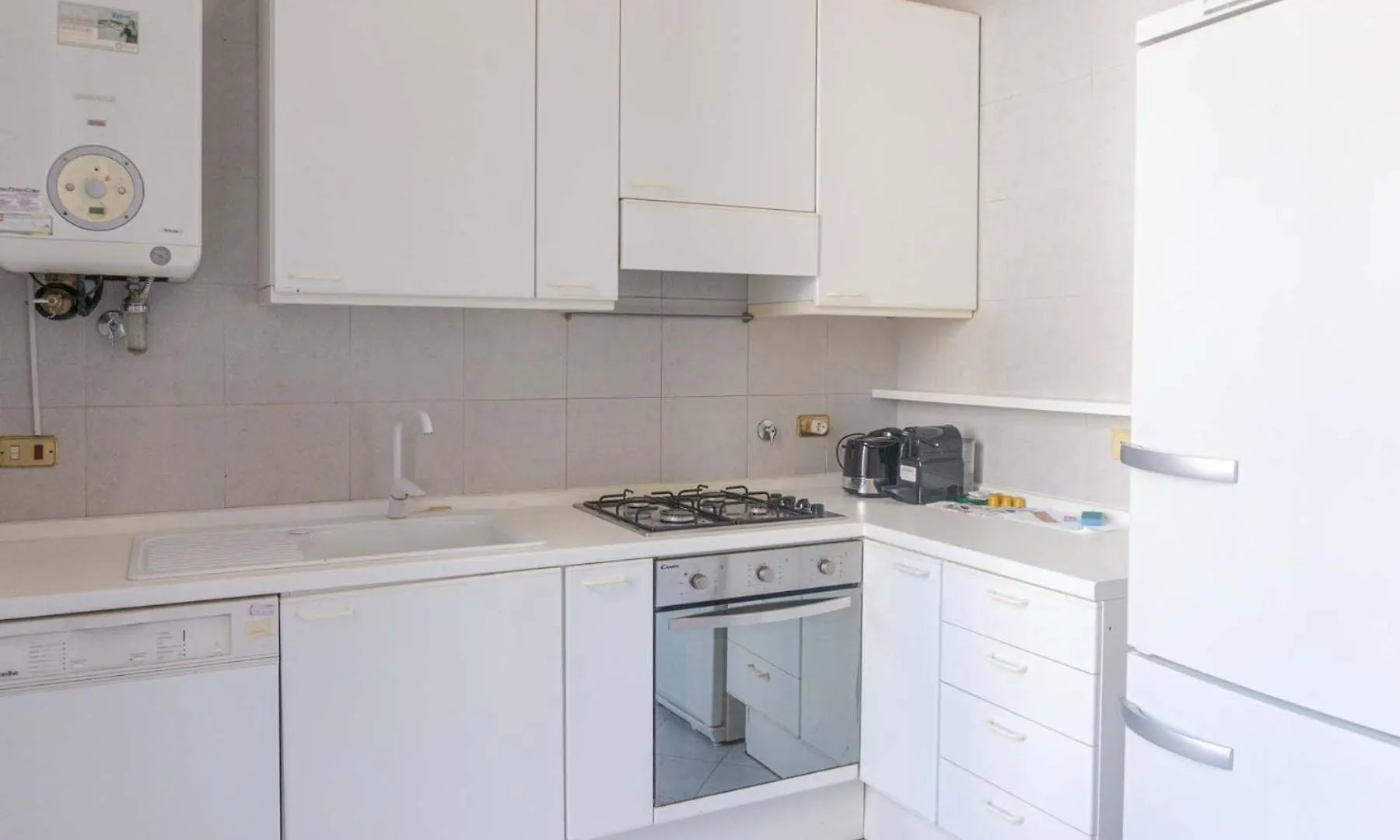 Villa Borghese Large Apartment Rome