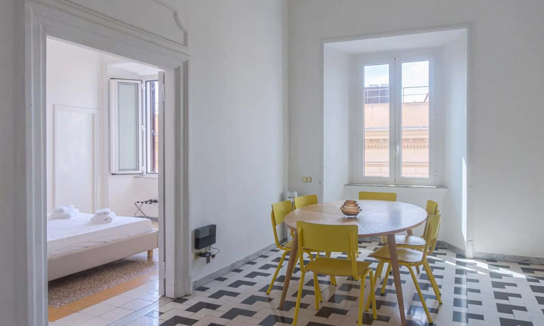 Villa Borghese Large Apartment Rome
